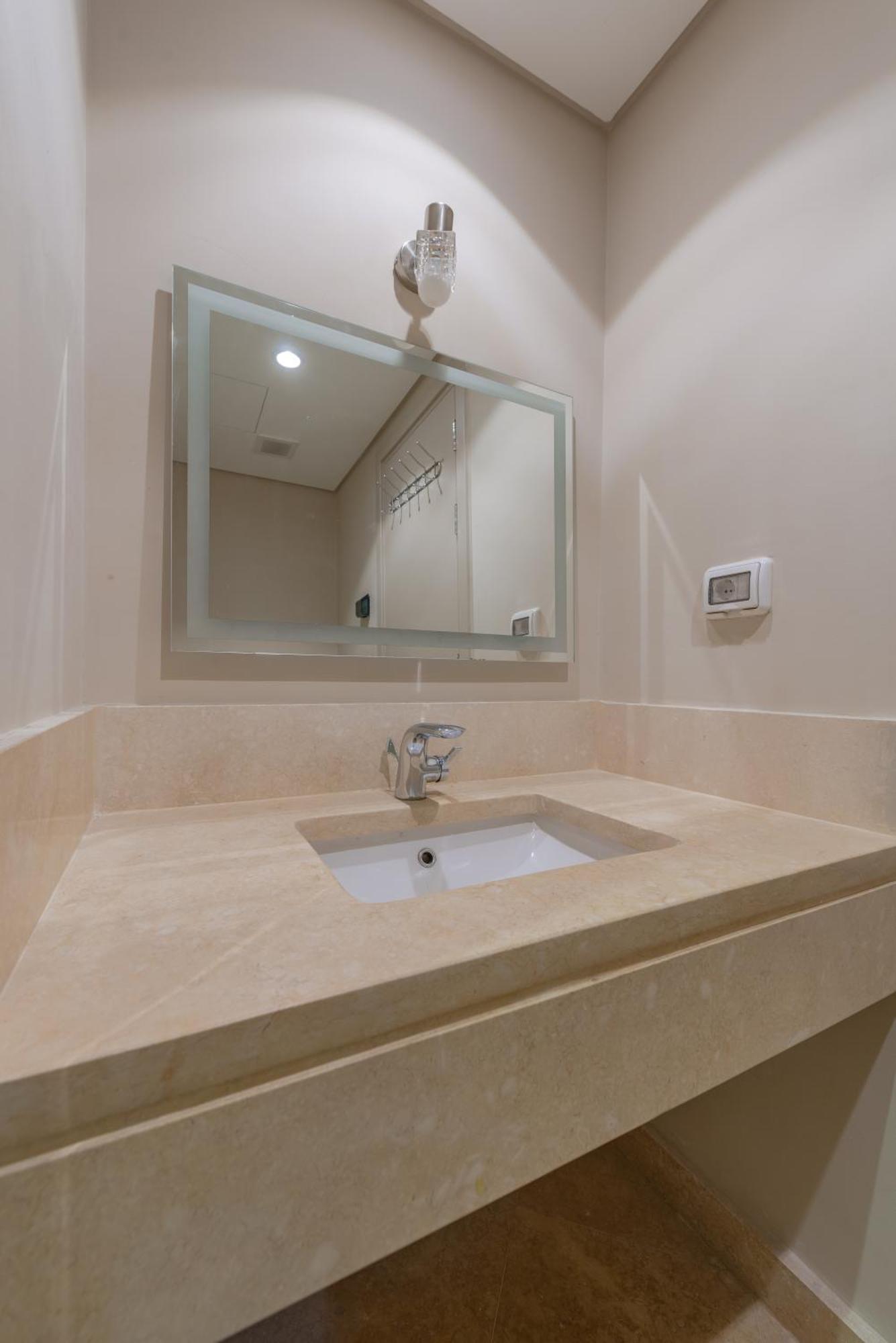 Appartement Cozy 1br In Mangroovy With Pool